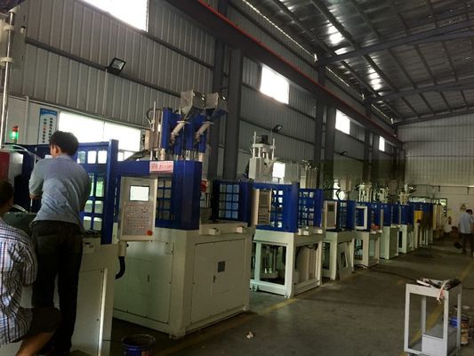 1 Выбрызгиватель гидравлическая BMC машины для формования впрыском вертикальный JTT-550 для высокоточного производства